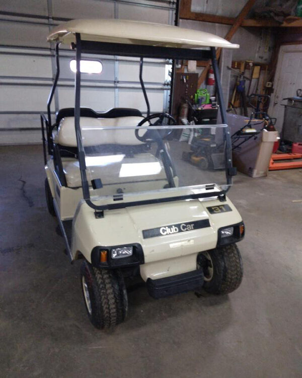 2002 white club cart gas golf cart